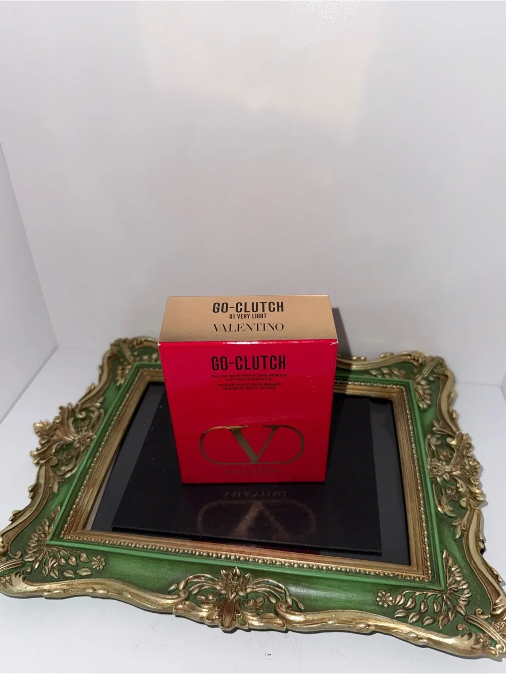 Valentino Go-Clutch 01 Very Light
